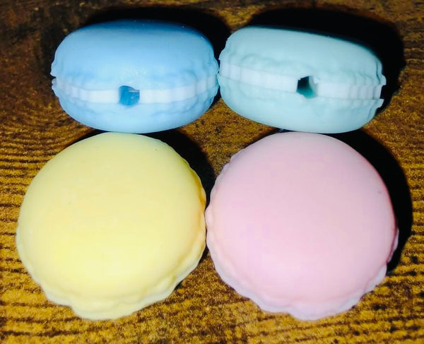(4) Macaroon 20mm Silicone Beads