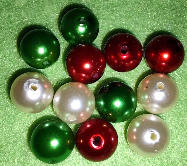(12) Shiny Pearl 12mm Christmas Mix