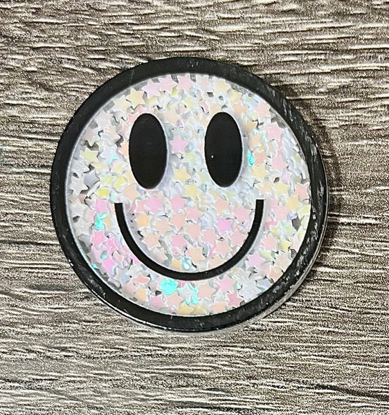 (1) White Smiley Face Shaker Acrylic