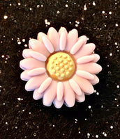 (1) Light Purple with Yellow Center Small Flower Focal Bead