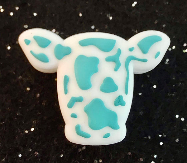 (1) Teal and White Cow Head Focal Bead