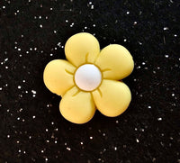 (1) Chunky Yellow Flower Focal Bead