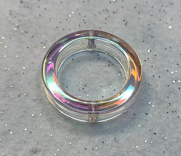 (1) White/Clear Acrylic Round Frame Bead