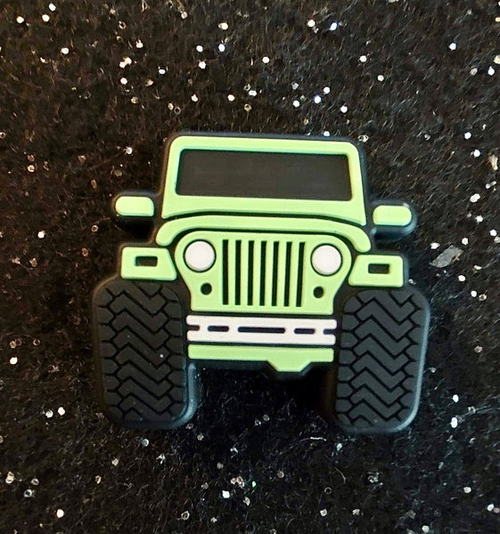 (1) Green Jeep Focal Bead