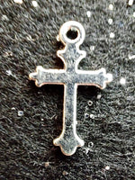 (1) Silver Cross Charm